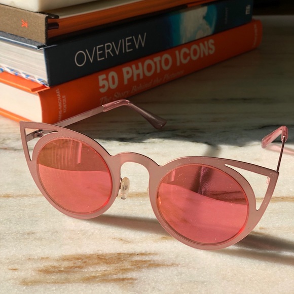 Ban.do sunglasses - Picture 2 of 4